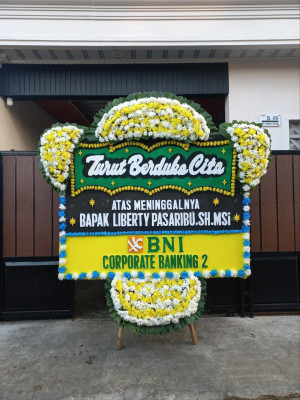 Papan Bunga Duka di Labetawi