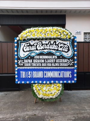 Papan Bunga Duka di Labetawi